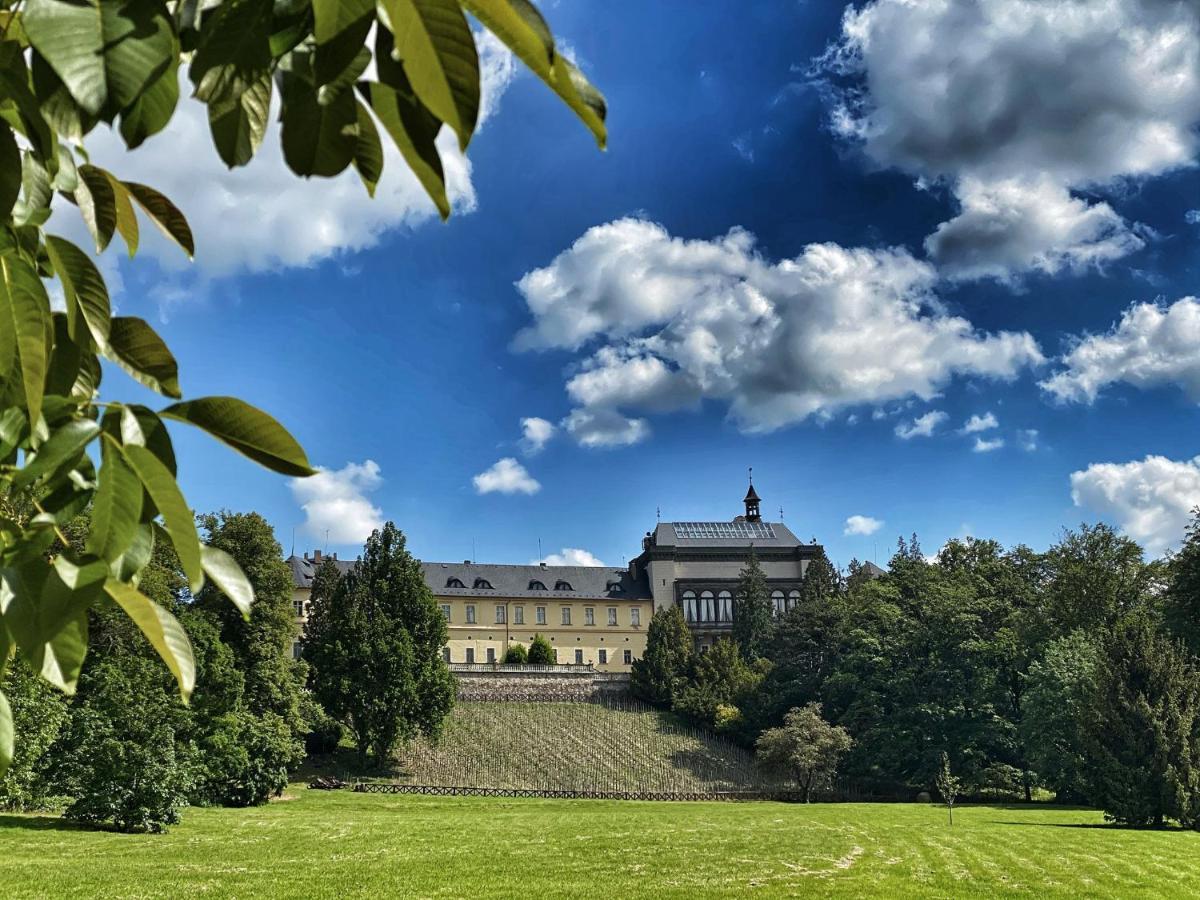 Chateau Zbiroh Buitenkant foto