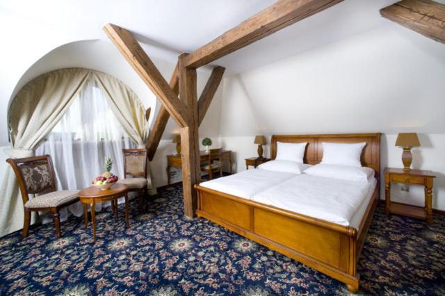 Chateau Zbiroh Kamer foto