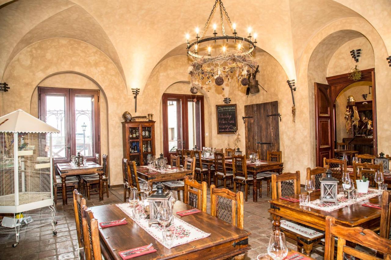 Chateau Zbiroh Buitenkant foto